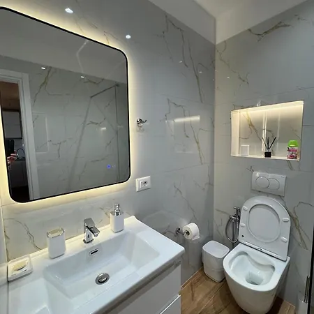 Vitamine Luxury 2 Saranda
