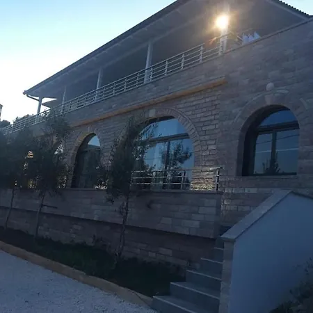 Vitamine Luxury 2 Apartment Sarande